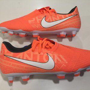 Nike Phantom Venom Academy FG Cleats